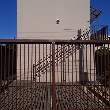 Flats Di Cavalcanti Uberlândia エクステリア 写真